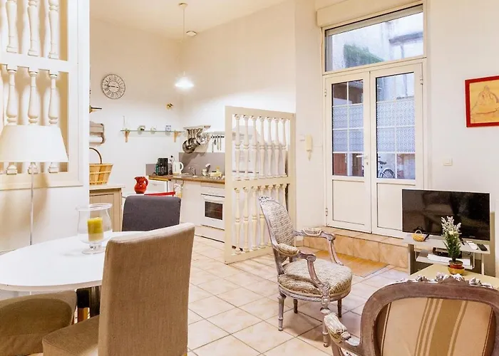 Hyper Centre Type Loft