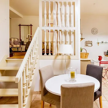 Hyper Centre Type Loft Apartament